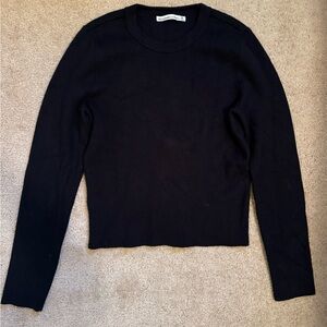 Abercrombie & Fitch Black Long Sleeve Crop Sweater — Size M